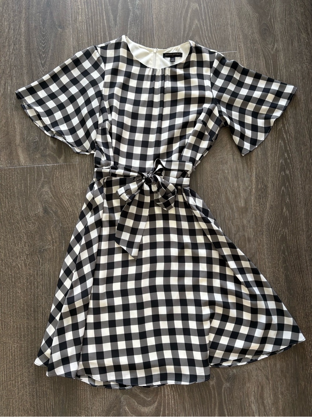 Banana Republic Black and White Gingham Tie-Waist Women’s Dress - Picture 1 of 4